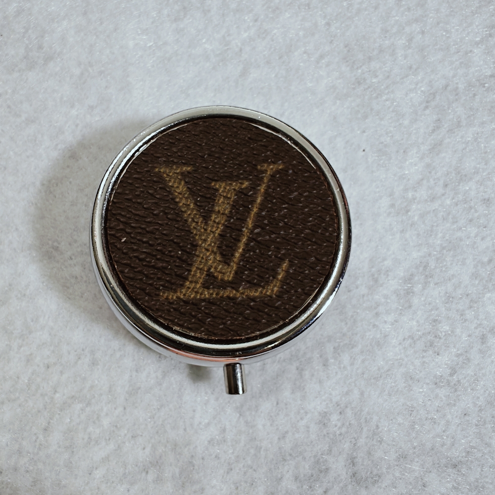 Brown Monogram 💊 Pill Box Silver